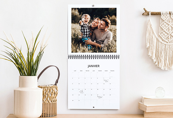 calendar-wall-double-21x21-01